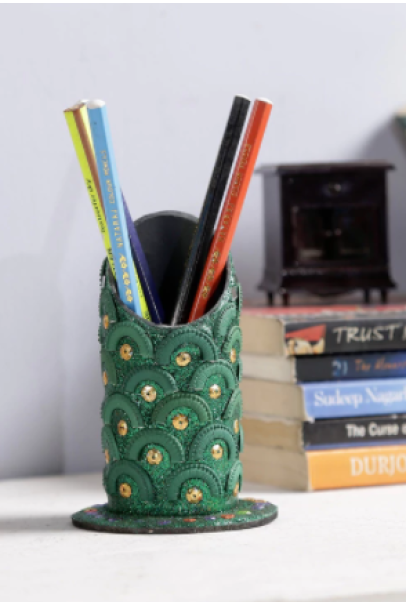 Solid Wood Pen Stand Solid Wood Pen Stand